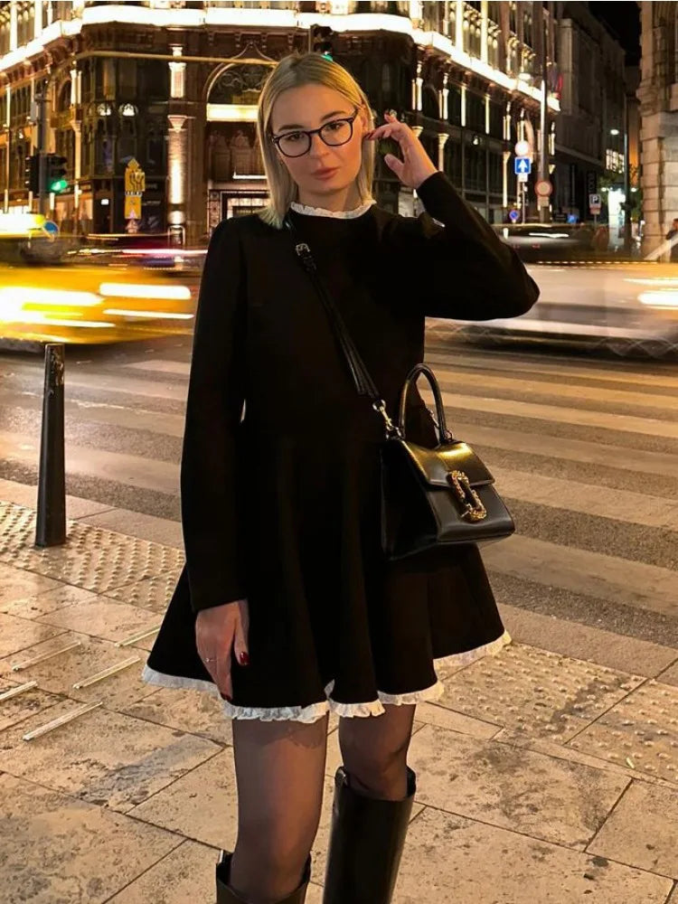 Vestido Curto de Camurça Retrô - Larissa