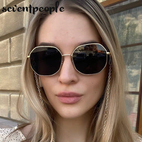 Óculos de Sol Feminino Cordão Minimalista